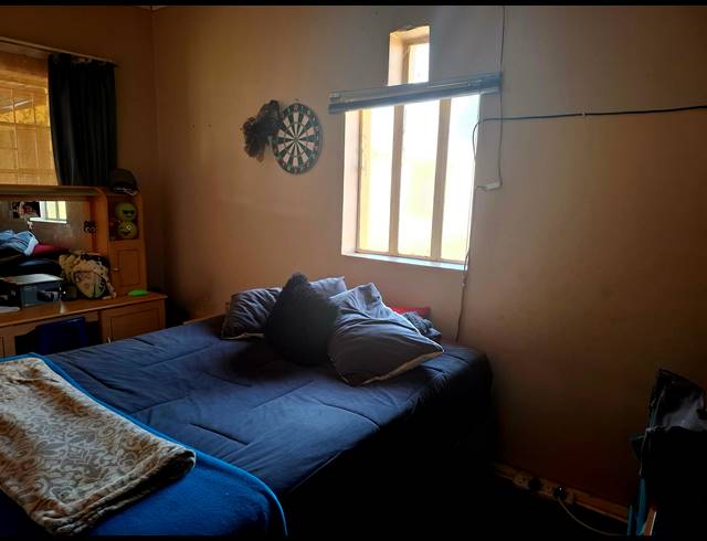 3 BEDROOM HOUSE FOR SALE IN STRUBENVALE
